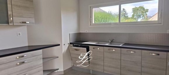 4 bedrooms House in Le Mans, France No. 290432 3