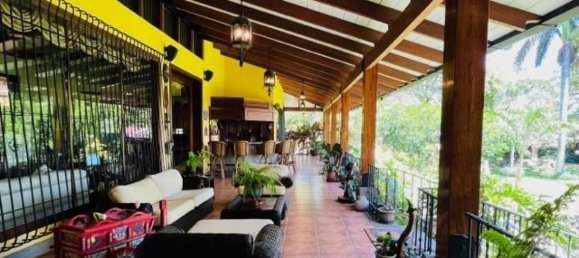 Кондоминиум  с 4 спальнями в Санта-Ана, Коста-Рика № 821 5