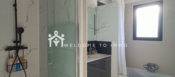 3 bedrooms House in Benon, France No. 103639 7