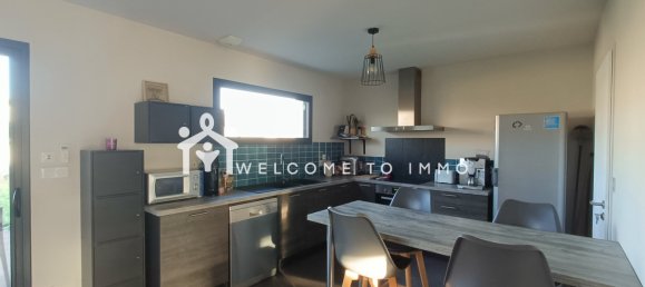 3 bedrooms House in Benon, France No. 103639 4