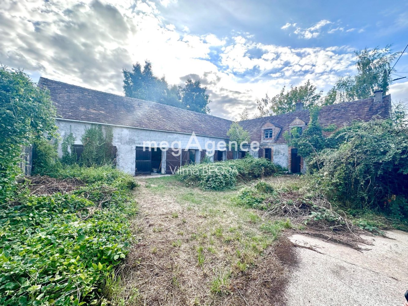 1 bedroom House in Michery, France No. 280087