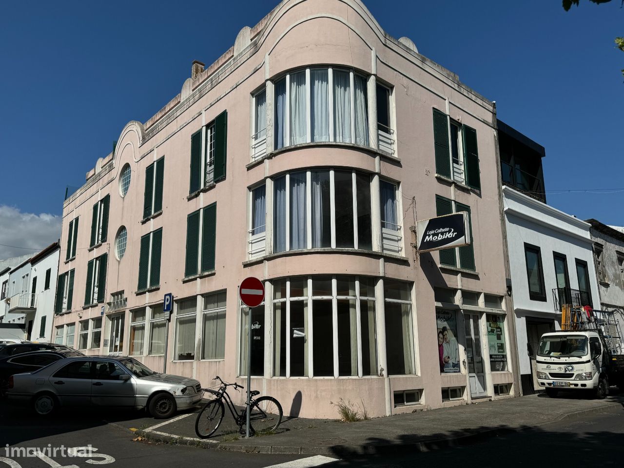 9 bedrooms Building in Ponta Delgada, Portugal No. 91871