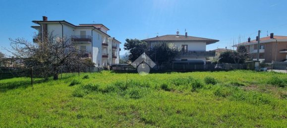 Terreno en Notaresco, Italy 580 m² No. 14801 7
