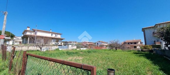 Terreno en Notaresco, Italy 580 m² No. 14801 25