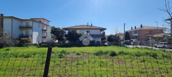 Terreno en Notaresco, Italy 580 m² No. 14801 6