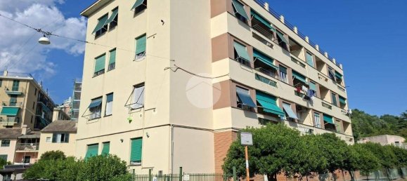 2 bedrooms Apartment in Genoa, Italy No. 262321 3