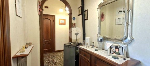 2 bedrooms Apartment in Genoa, Italy No. 262321 4