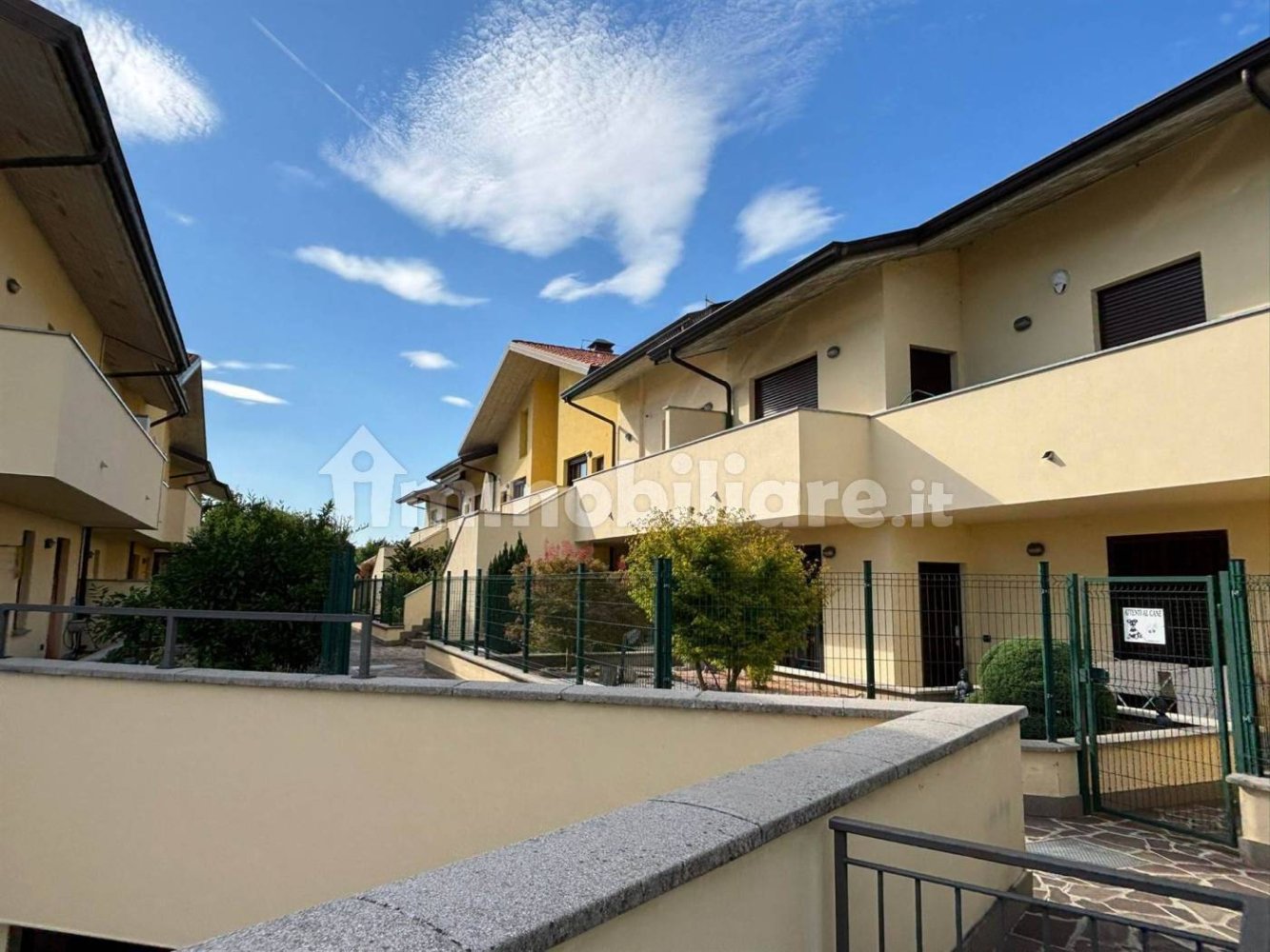 2 bedrooms Apartment in Trezzo sull'Adda, Italy No. 305929