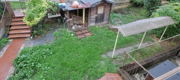 3 rooms Apartment in Terranuova Bracciolini, Italy No. 175033 10