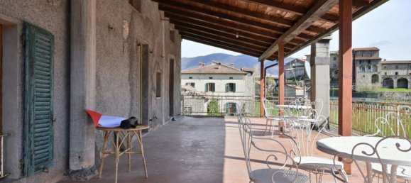 6 rooms House in Piazza al Serchio, Italy No. 118462 14