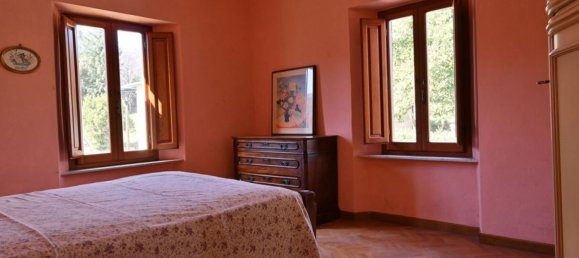 6 rooms House in Piazza al Serchio, Italy No. 118462 24