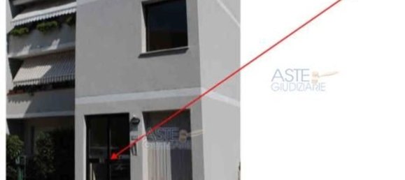 5 rooms Apartment in Lucca, Italy No. 197035 18