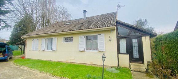 3 bedrooms House in Crouy-en-Thelle, France No. 213956 3