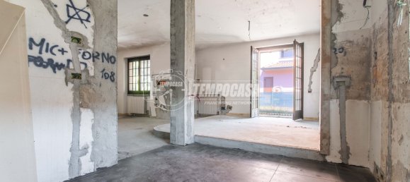 5 rooms Villa in Mozzate, Italy No. 258125 5