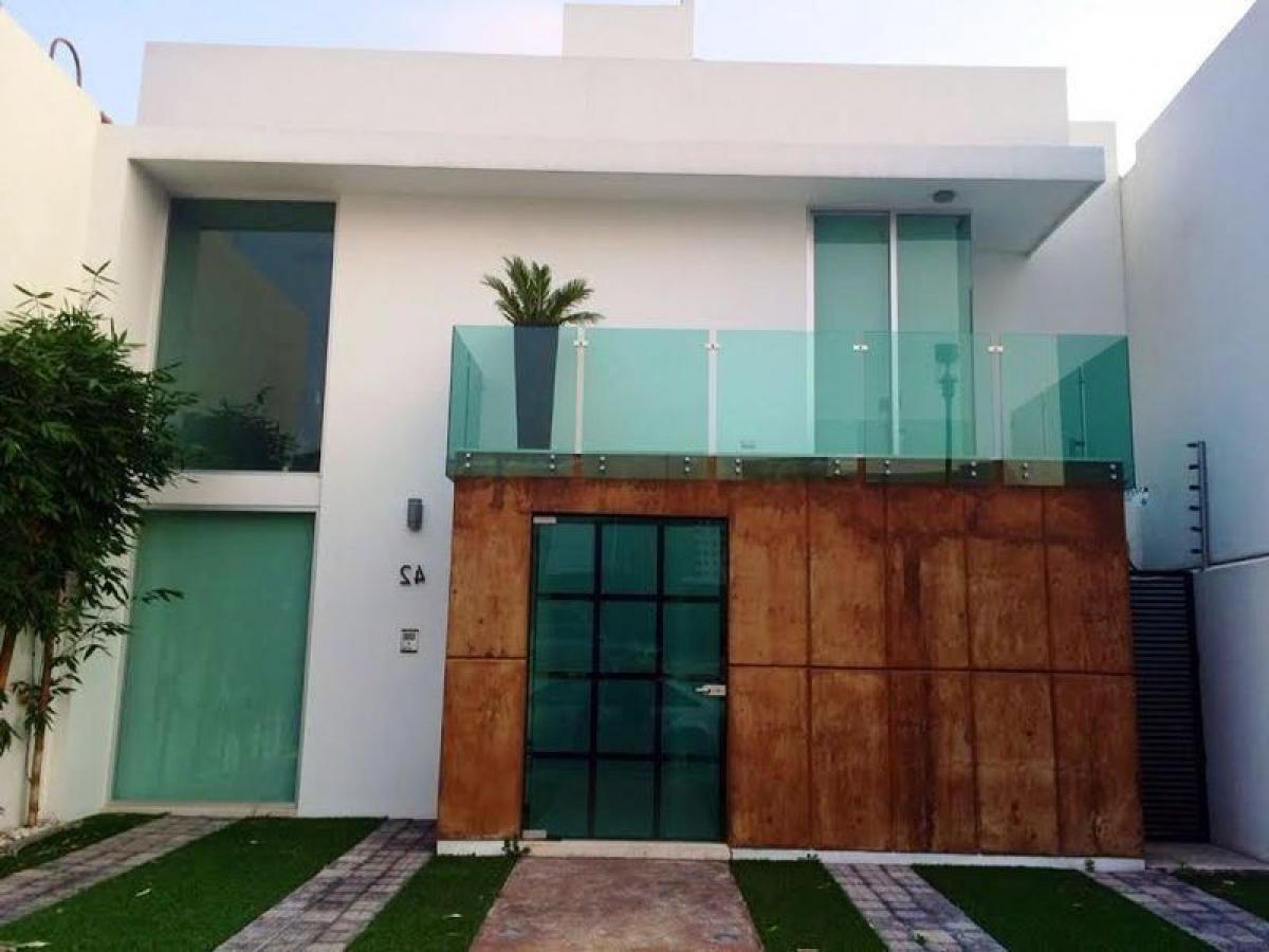 Studio à Puebla, Mexico No. 153056