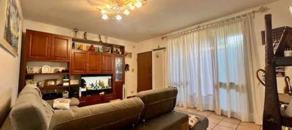 3 rooms Apartment in Bregnano, Italy No. 333692 14