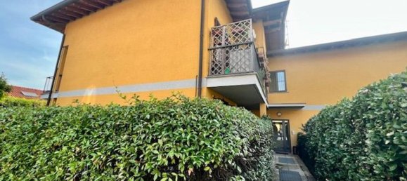 3 rooms Apartment in Bregnano, Italy No. 333692 30