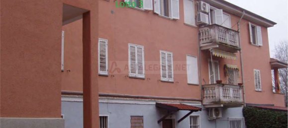 4 Schlafzimmer Wohnung in Valenza, Italy, Nr. 381490 11