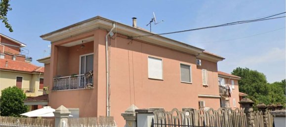 4 Schlafzimmer Wohnung in Valenza, Italy, Nr. 381490 3