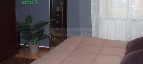 4 Schlafzimmer Wohnung in Valenza, Italy, Nr. 381490 19