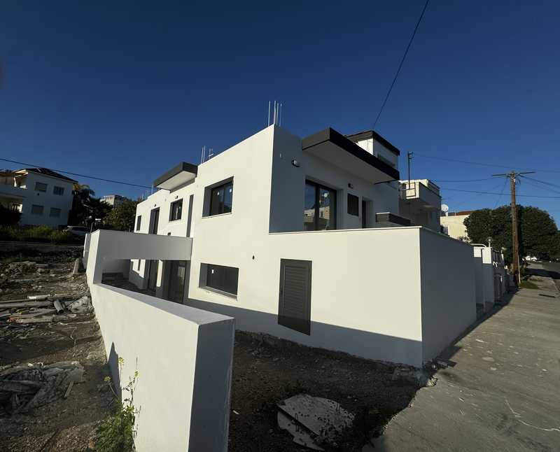 6 chambres Propriété commerciale à Limassol, Cyprus No. 18094