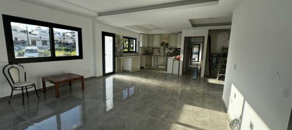 6 chambres Propriété commerciale à Limassol, Cyprus No. 18094 5