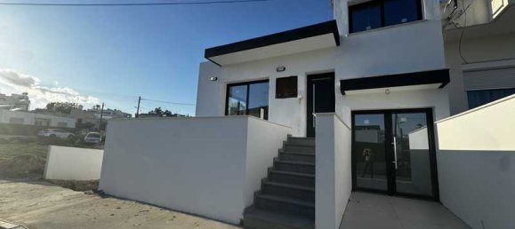 6 chambres Propriété commerciale à Limassol, Cyprus No. 18094 3