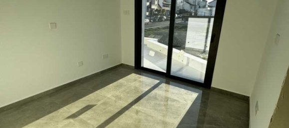 6 chambres Propriété commerciale à Limassol, Cyprus No. 18094 9