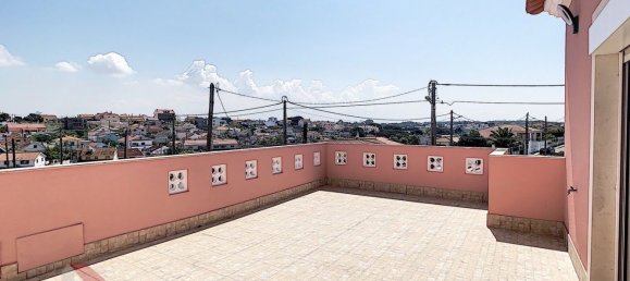 Casa de 3 dormitorios en Almada, Portugal No. 59340 10