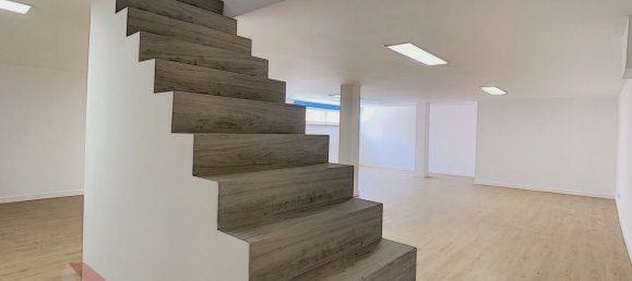 Casa de 3 dormitorios en Almada, Portugal No. 59340 16