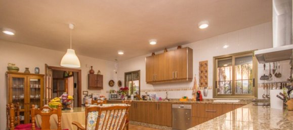 5 غرف نوم فيلا في Coin, Spain رقم 79249 3