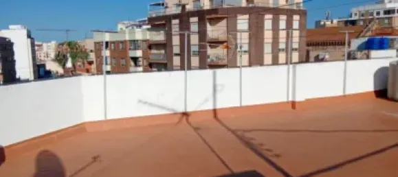 4 Schlafzimmer Wohnung in Castellon de la Plana, Spain, Nr. 177648 12