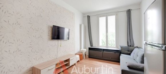1 bedroom Apartment in Paris, France No. 309874 5