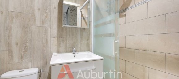 1 bedroom Apartment in Paris, France No. 309874 8