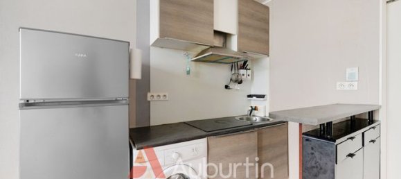 1 bedroom Apartment in Paris, France No. 309874 2