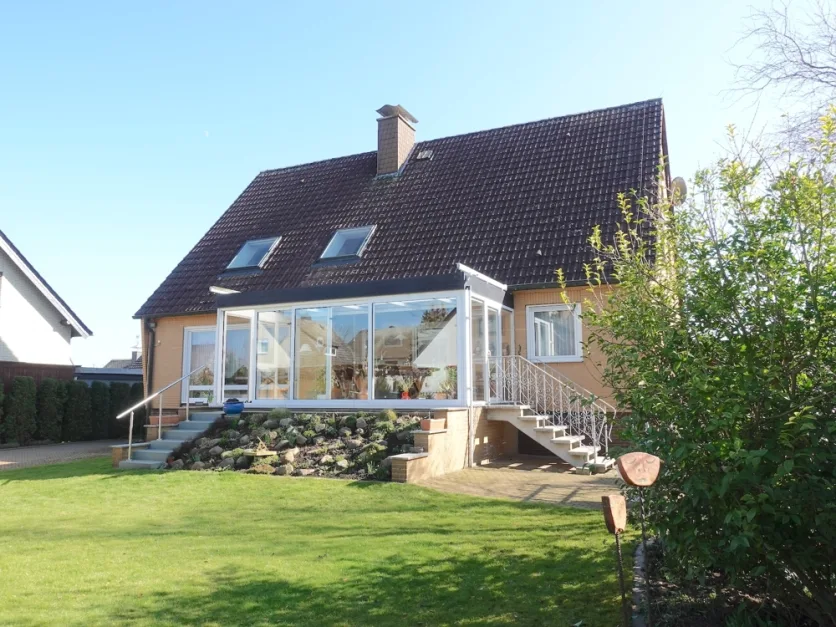 6 bedrooms House in Hanover, Germany No. 262307