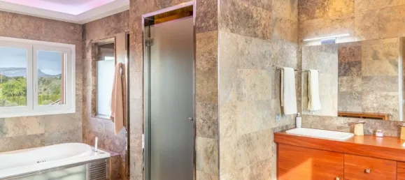 4 Schlafzimmer Haus in Llucmajor, Spain, Nr. 179434 9