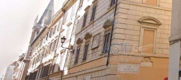 5 rooms Apartment in Rome, Italy No. 205920 31