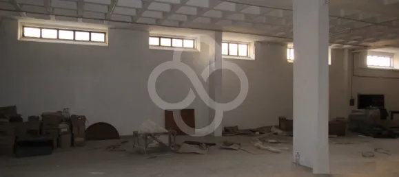 Entrepôt à Sintra, Portugal 3000m² No. 75965 3