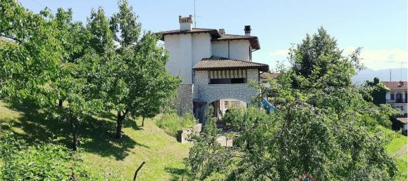2 bedrooms Villa in Gorizia, Italy No. 292131 2