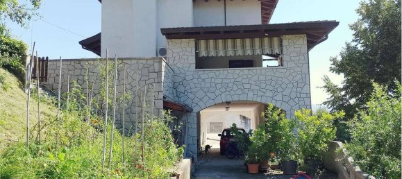 2 bedrooms Villa in Gorizia, Italy No. 292131 3