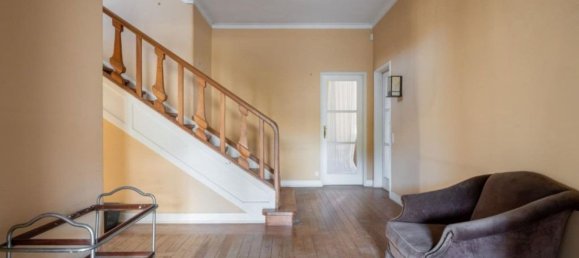 9 bedrooms House in Lisbon, Portugal No. 105140 21