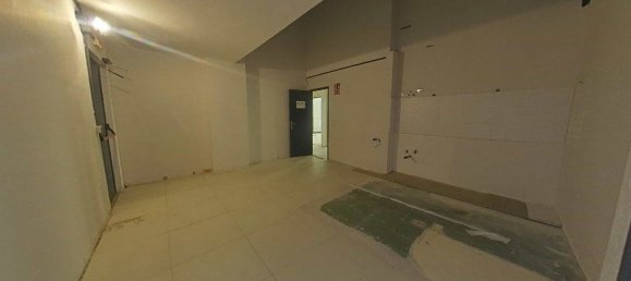 375m² Warehouse in Madrid, Spain No. 74472 30