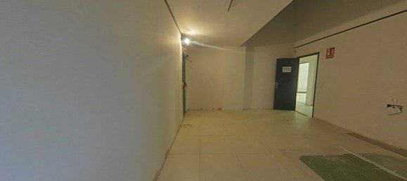 375m² Warehouse in Madrid, Spain No. 74472 31