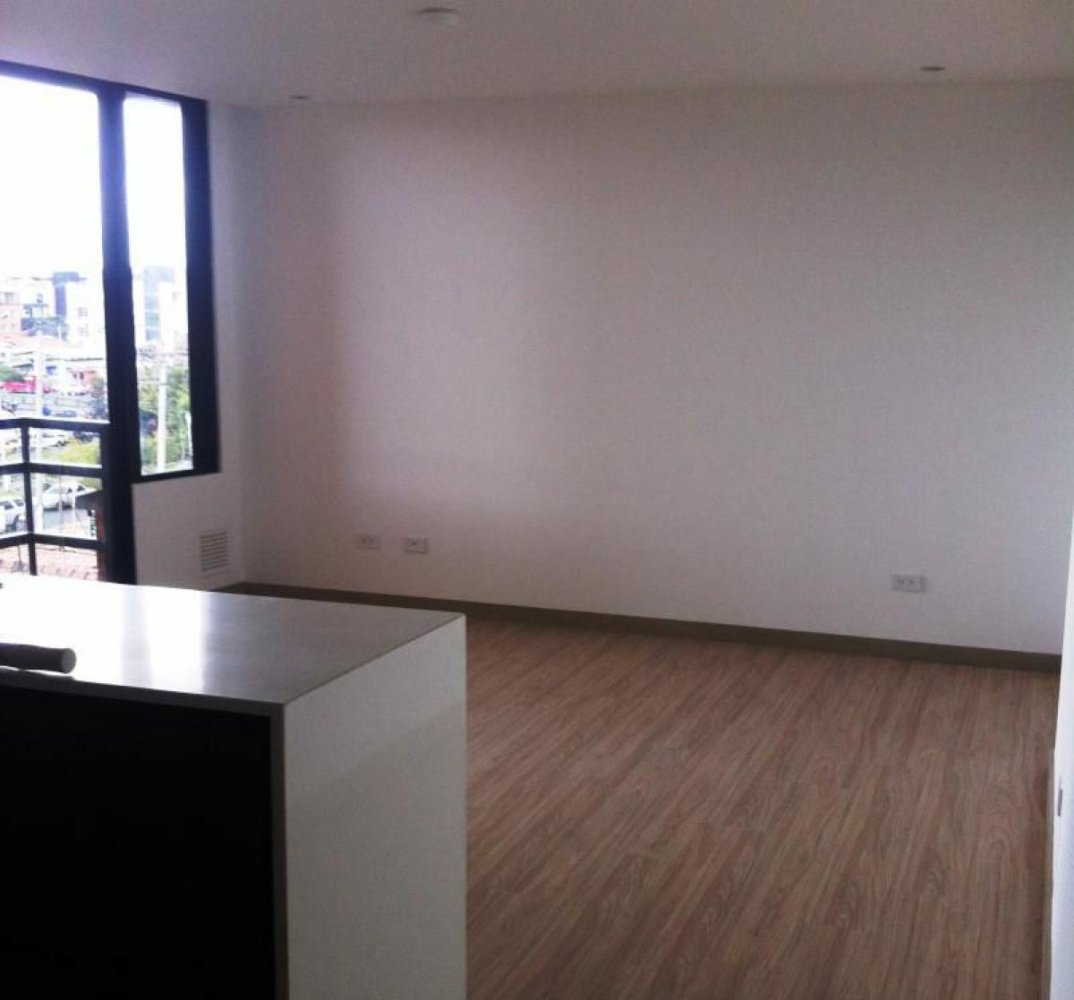 Estudio en Bogotá, Colombia No. 10338