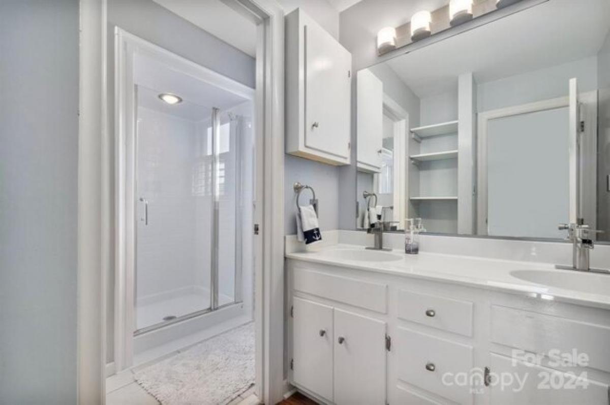 4 bedrooms House in Hickory, USA No. 388049