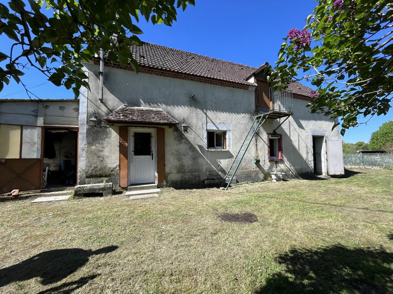 4 غرف نوم منزل في Giroux, France رقم 242856