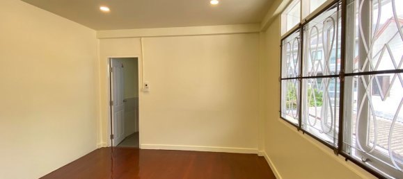 Дом с 5 спальнями в Чиангмай, Таиланд № 75153 28