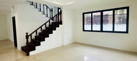 3 Schlafzimmer Haus in Chalong, Thailand, Nr. 27103 7