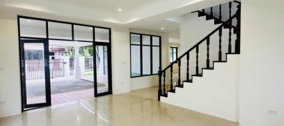 3 Schlafzimmer Haus in Chalong, Thailand, Nr. 27103 6